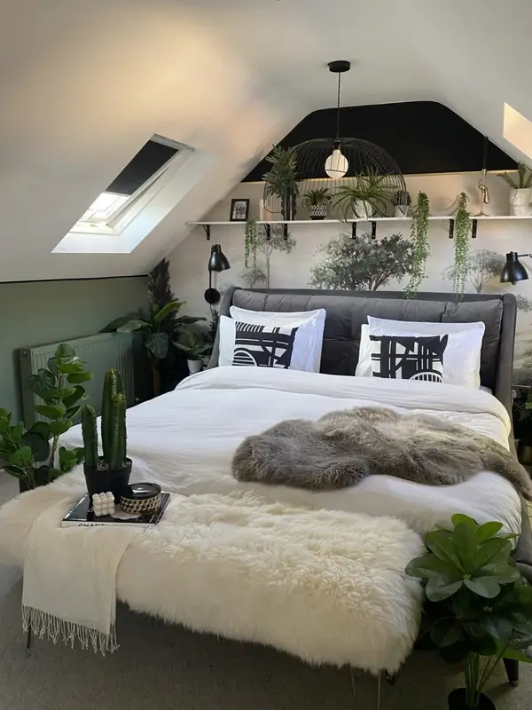 Styling a bedroom with sheepskin.