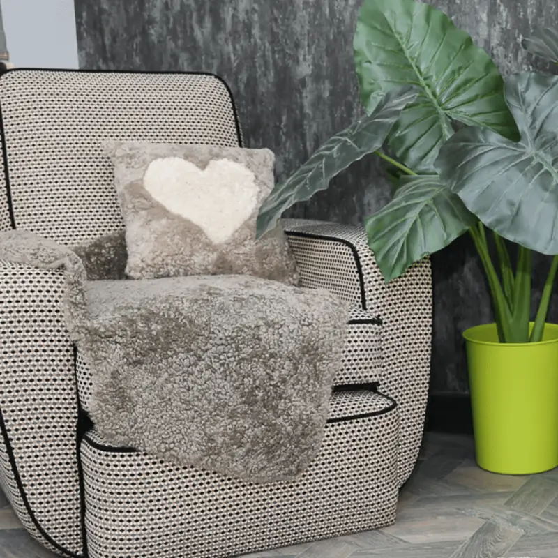 Fossil boucle Sheepskin rug