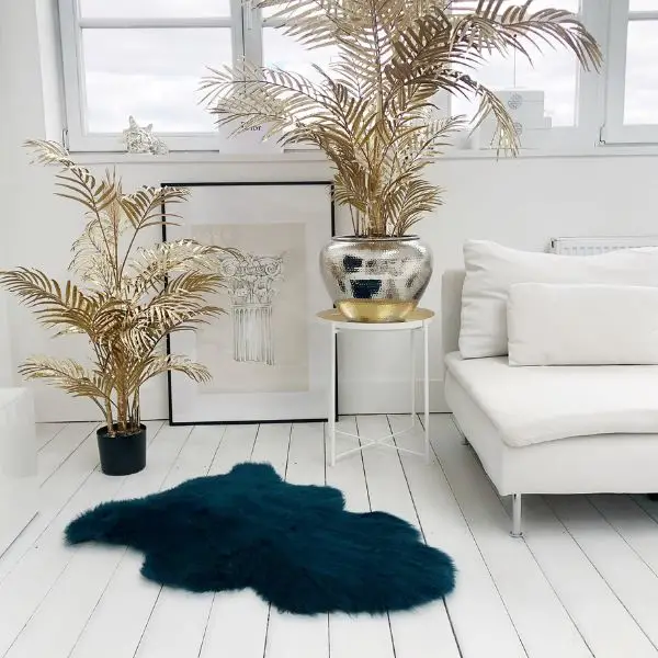 Sheepskin Rug in Teal (3) Sheepskin Rug in Teal