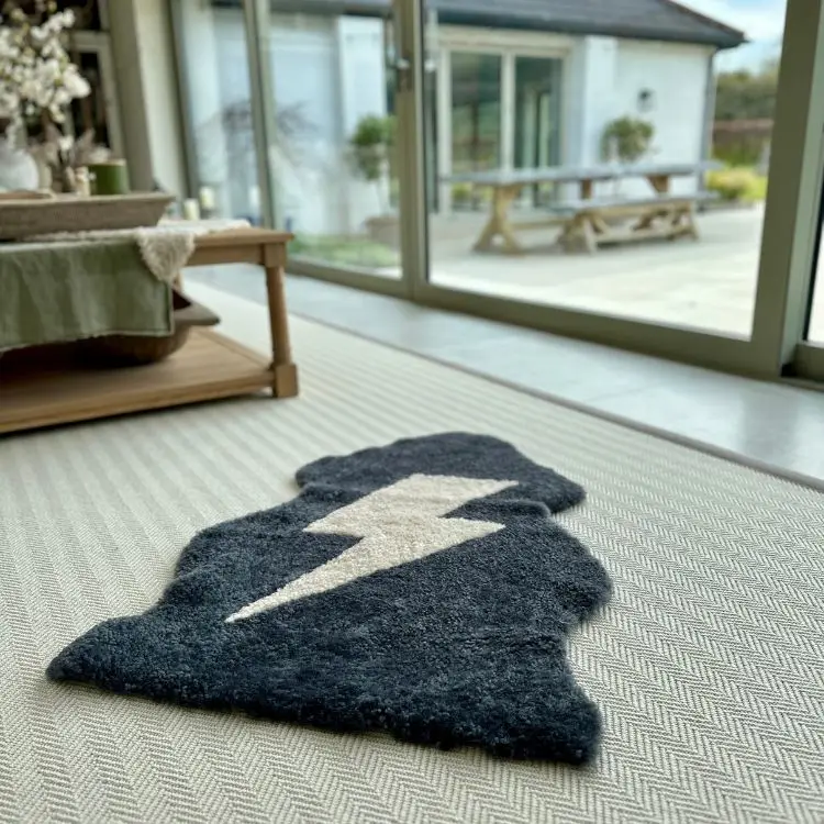Lightning Bolt Boucle Rug