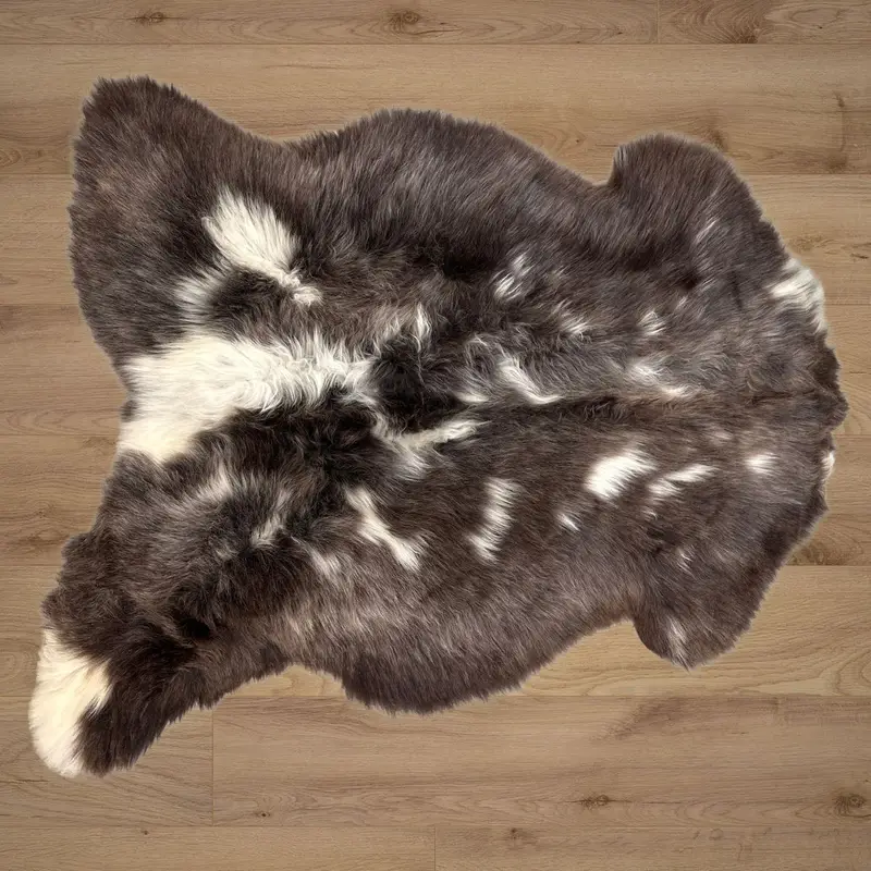 Natural Jacob Sheepskin Rug